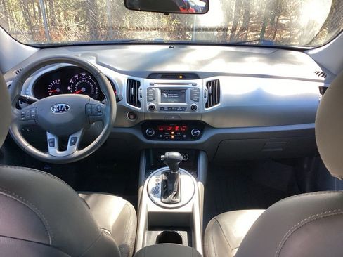 Used 2016 Kia Sportage EX image 40