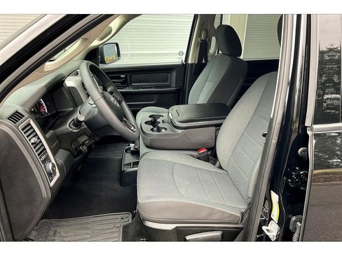 Used 2024 RAM 1500 Tradesman w/ Tradesman SXT Package image 25