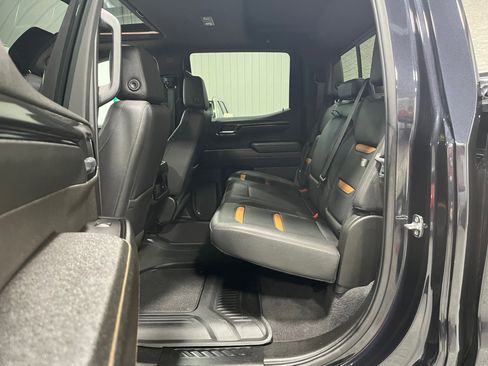 Certified 2023 GMC Sierra 1500 AT4 w/ Technology Package image 12