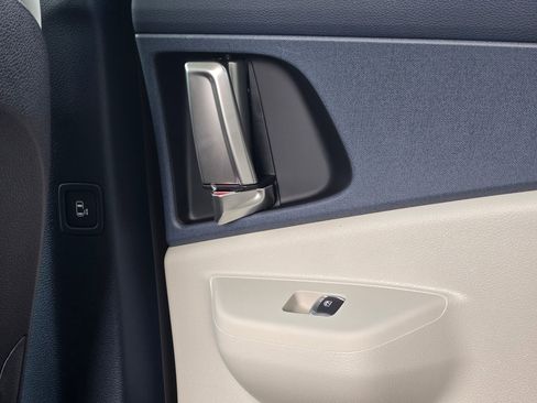 New 2026 Kia Carnival EX image 34