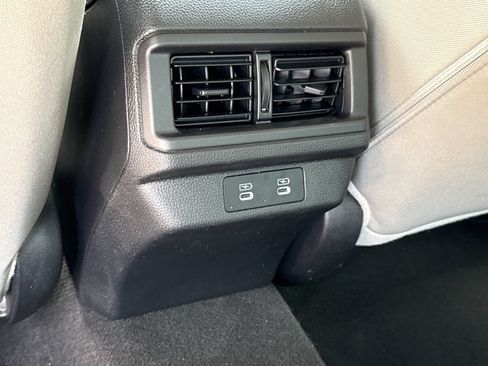 Used 2025 Honda Accord LX image 11