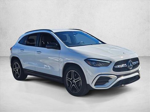 Used 2025 Mercedes-Benz GLA 250 image 3
