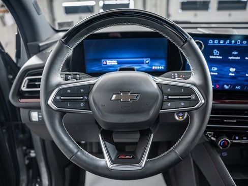 Used 2024 Chevrolet Traverse Z71 w/ Enhanced Driving Package image 30