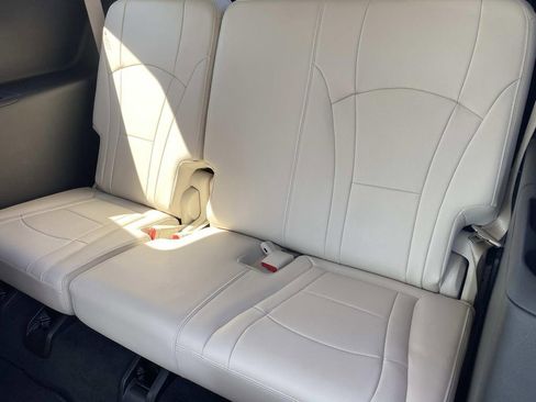 Used 2022 Buick Enclave Essence w/ Experience Buick Package image 13