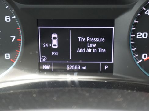 Used 2024 Chevrolet Malibu LT image 24