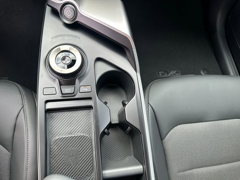 New 2025 Kia EV6 Light w/ Light LR Technology Package image 24