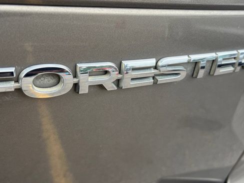 Used 2018 Subaru Forester 2.5i Touring w/ Popular Package #3B AWD/4WD image 26