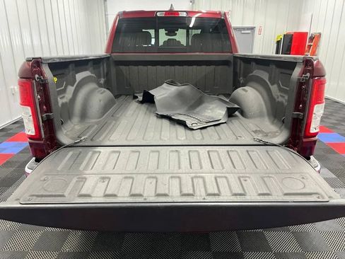 Used 2022 RAM 1500 Big Horn AWD/4WD image 5