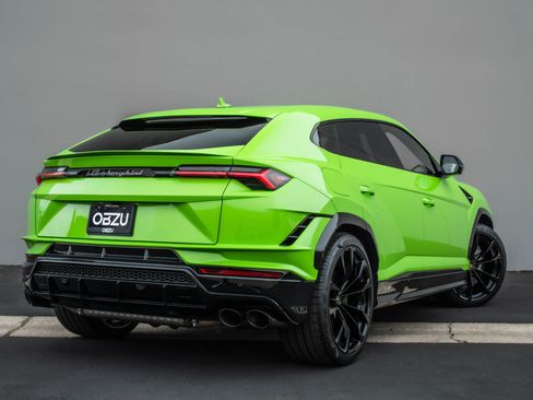 Used 2023 Lamborghini Urus S image 10