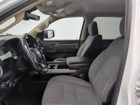 Used 2019 RAM 1500 Big Horn AWD/4WD image 17