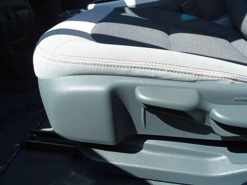 Used 2021 Chevrolet Bolt LT FWD image 22