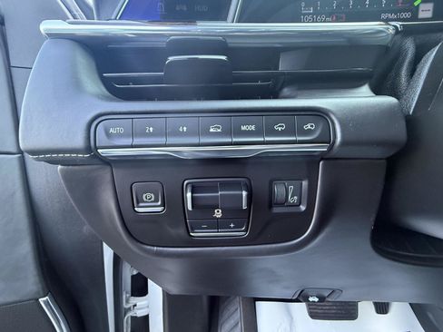 Used 2022 Cadillac Escalade Sport Platinum AWD/4WD image 14