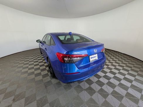 Used 2023 Honda Civic Sport image 9