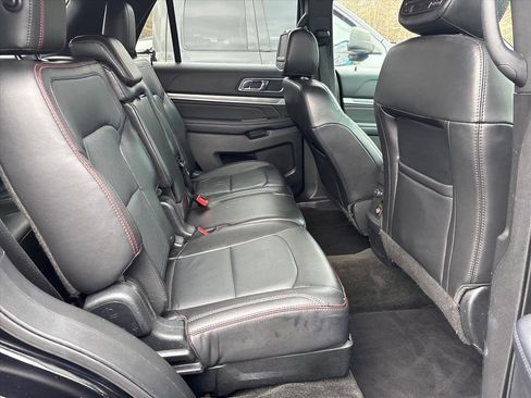 Used 2017 Ford Explorer Sport image 15