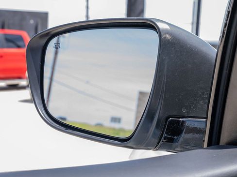 Used 2023 Nissan Murano SV FWD image 36