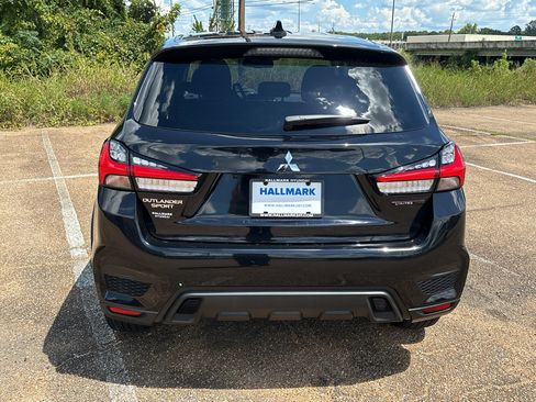 Used 2026 Mitsubishi Outlander Sport AWD image 5