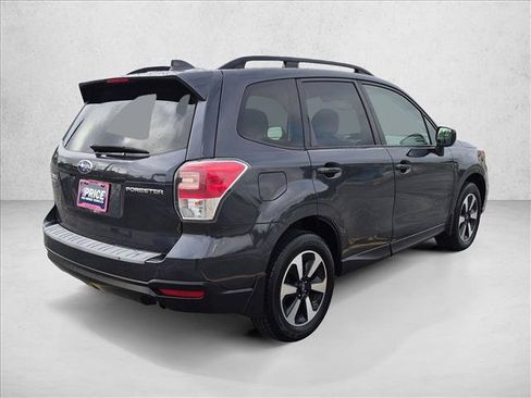 Used 2018 Subaru Forester 2.5i Premium AWD/4WD image 5