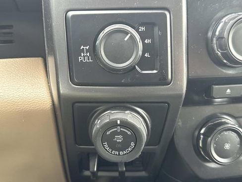 Used 2017 Ford F150 XLT w/ Equipment Group 302A Luxury image 25