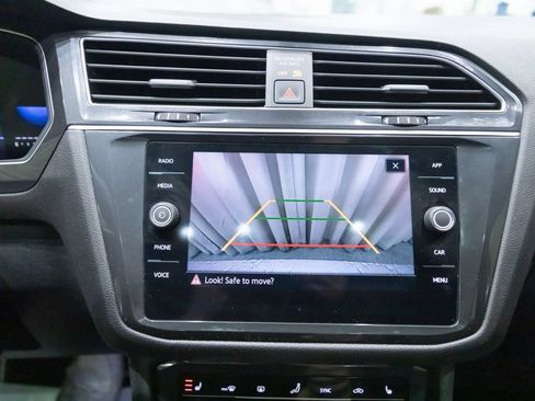Used 2023 Volkswagen Tiguan SE R-Line FWD image 24