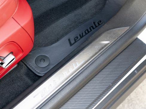 Used 2022 Maserati Levante Modena S image 35