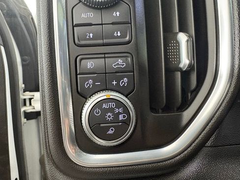 Used 2020 GMC Sierra 1500 AT4 w/ AT4 Premium Package AWD/4WD image 24