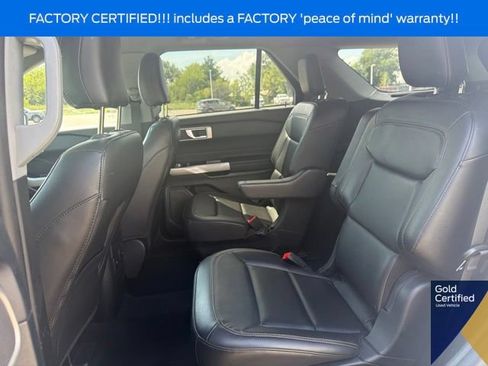 Used 2023 Ford Explorer XLT w/ Equipment Group 202A AWD/4WD image 22