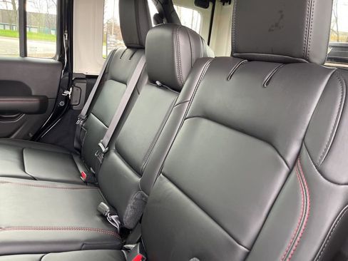 New 2026 Jeep Wrangler Unlimited Rubicon image 43