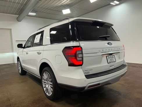 Used 2024 Ford Expedition Limited AWD/4WD image 35