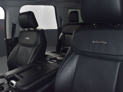 Used 2025 Ford Expedition Max Platinum AWD/4WD image 31