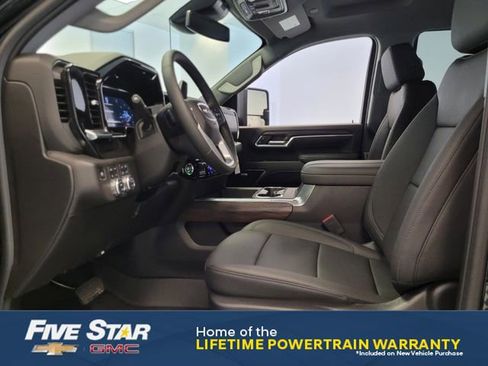 New 2025 GMC Sierra 2500 SLT AWD/4WD image 5