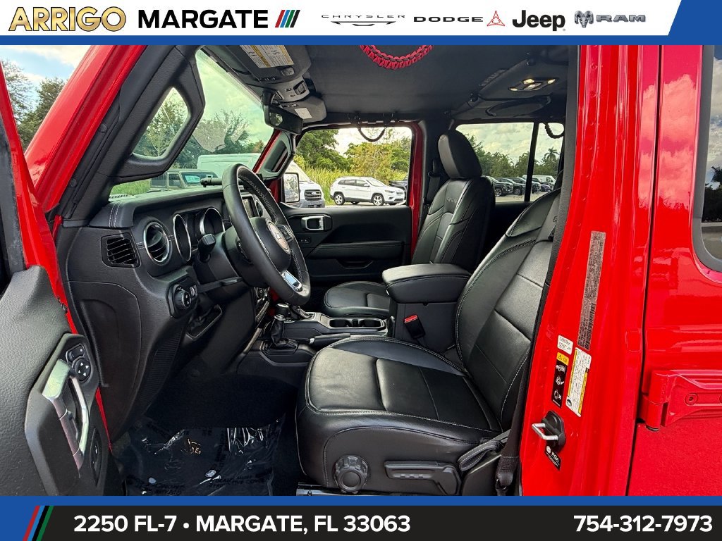 Used 2023 Jeep Gladiator Overland w/ Popular Equipment Package AWD/4WD image 9