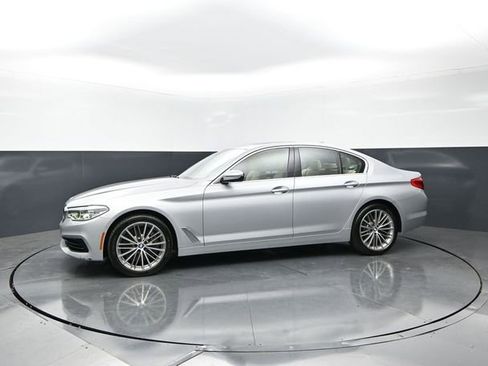 Used 2020 BMW 540i xDrive w/ Executive Package AWD/4WD image 3