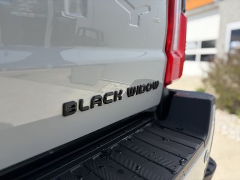 New 2026 Ford F350 Lariat w/ Lariat Premium Package AWD/4WD image 19