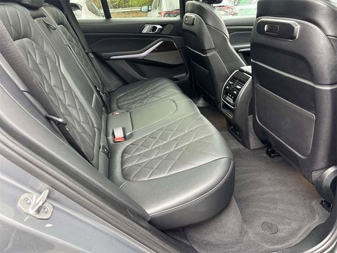 Used 2024 BMW X5 xDrive40i image 18