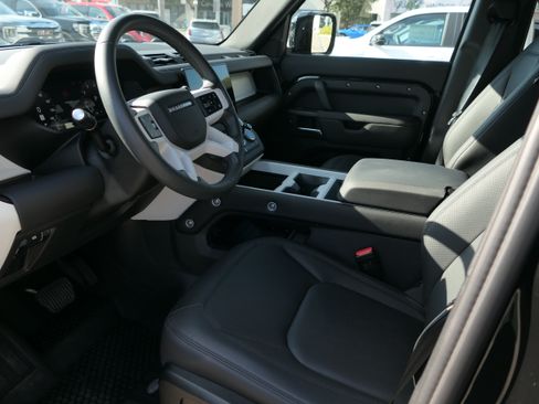 Used 2025 Land Rover Defender 110 S AWD/4WD image 11