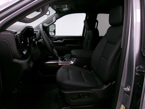 New 2026 Chevrolet Silverado 3500 LT w/ All Star Edition image 9