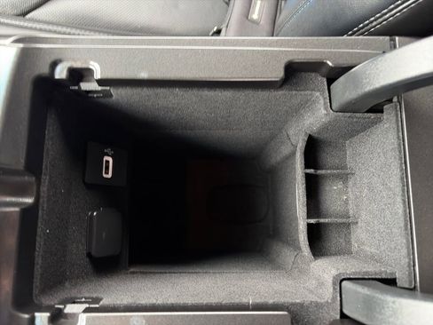 Used 2019 Lincoln Nautilus Reserve image 27