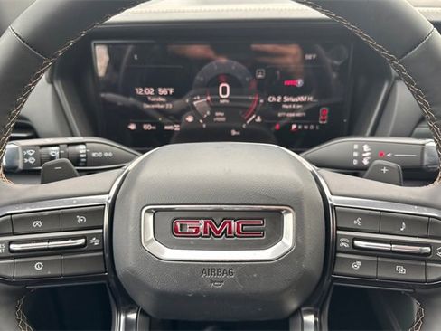 New 2026 GMC Terrain AT4 w/ Convenience Package III image 27