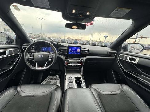 Used 2022 Ford Explorer ST w/ ST Street Pack image 14