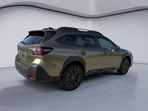 Used 2025 Subaru Outback Onyx Edition AWD/4WD image 5