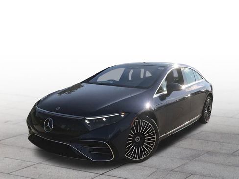 Used 2023 Mercedes-Benz EQS 580 580 image 28