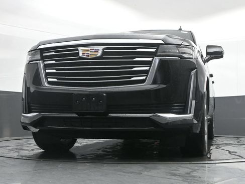 Used 2024 Cadillac Escalade ESV Premium Luxury Platinum AWD/4WD image 45