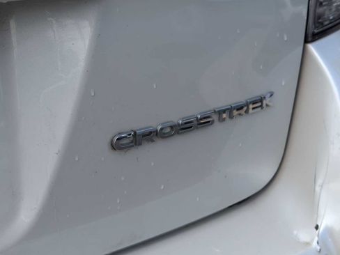 Used 2021 Subaru Crosstrek 2.0i Premium w/ Moonroof Package AWD/4WD image 12