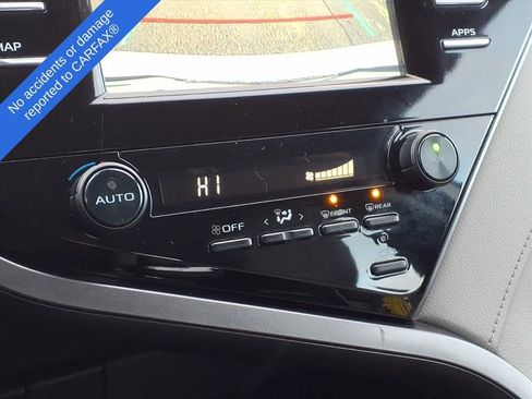 Used 2019 Toyota Camry SE image 27