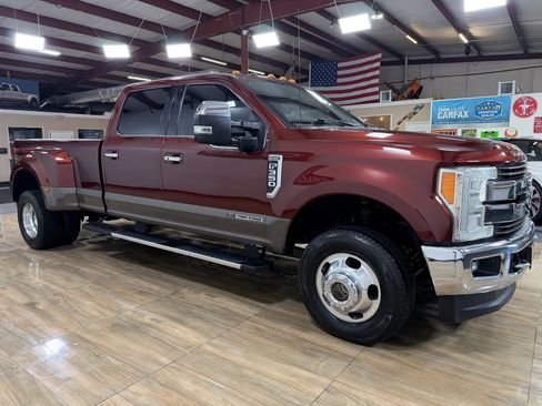 Used 2017 Ford F350 King Ranch w/ Tow Technology Bundle AWD/4WD image 3