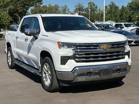 Used 2023 Chevrolet Silverado 1500 LTZ AWD/4WD image 7