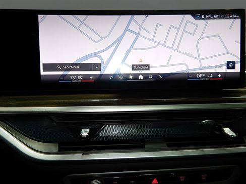 Used 2025 BMW X6 xDrive40i AWD/4WD image 22