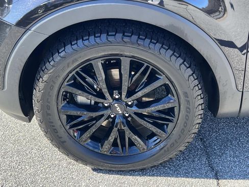 Used 2020 Kia Telluride SX w/ Towing Package image 11