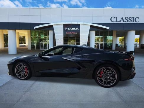Used 2025 Chevrolet Corvette Stingray Preferred Cpe w/ Z51 Performance Package RWD image 6