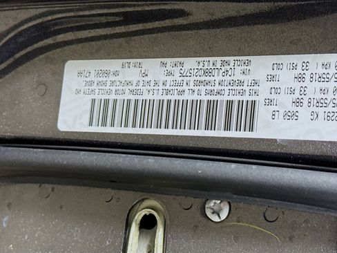 Used 2019 Jeep Cherokee Limited image 37